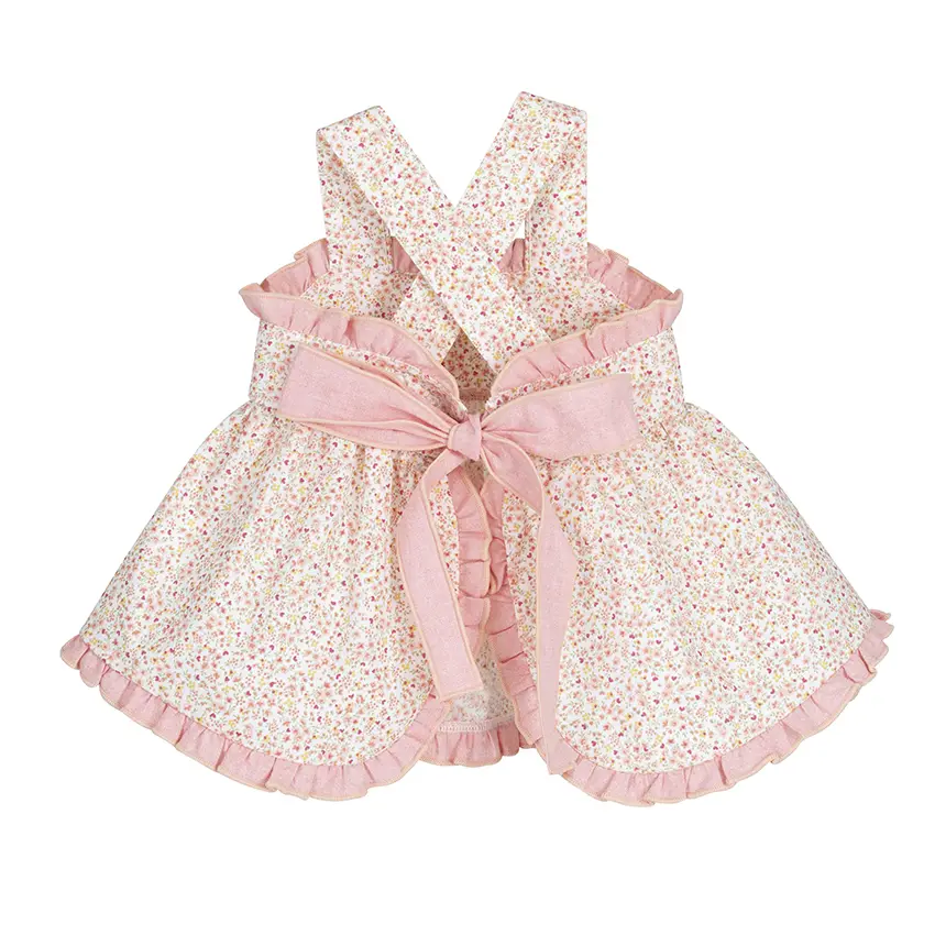 Vestido con pololo flores parte de atras
